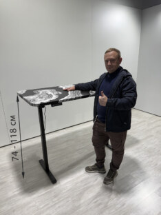 Стол компьютерный 140х80 см 400-2.72/140/80/32/14.1 с вырезом под тело