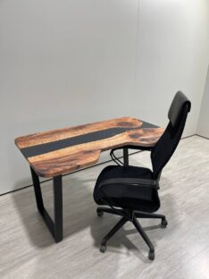 Стол компьютерный 140х80 см 227-3.12/140/80/32/2.1 с вырезом