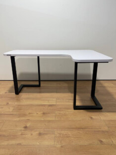 Стол письменный угловой 110х110 см