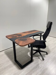 Стол письменный угловой дизайнерский лофт THETABLE RU 120х120 3.1/3.1 Стол письменный угловой дизайнерский лофт THETABLE RU 120х120 3.1/3.1