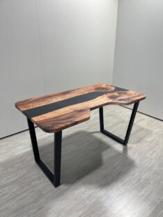 Стол компьютерный с вырезом дизайнерский лофт THETABLE RU 140х80 3.12/2.1 Стол компьютерный с вырезом дизайнерский лофт THETABLE RU 140х80 3.12/2.1