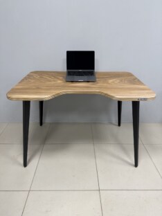 Стол компьютерный с вырезом 120х80 см Стол компьютерный с вырезом 120х80 см