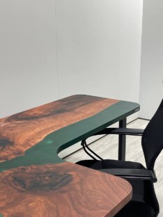 Стол компьютерный угловой дизайнерский лофт THETABLE RU 160х110 3.3/3.1 Стол компьютерный угловой дизайнерский лофт THETABLE RU 160х110 3.3/3.1