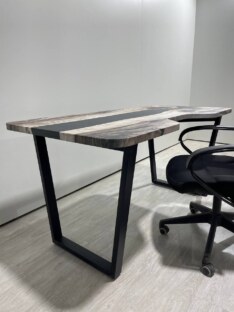 Стол письменный с вырезом дизайнерский лофт THETABLE RU 160х80 3.30/2.1 Стол письменный с вырезом дизайнерский лофт THETABLE RU 160х80 3.30/2.1
