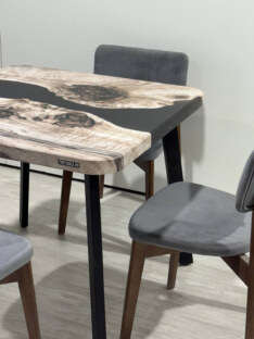 Стол кухонный обеденный квадратный дизайнерский лофт THETABLE RU 120х120 3.30/4.1
