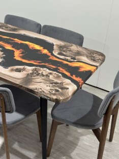 Стол кухонный обеденный прямоугольный дизайнерский лофт THETABLE RU 140х80 4.15/6.1 Стол кухонный обеденный прямоугольный дизайнерский лофт THETABLE RU 140х80 4.15/6.1