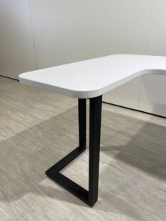 Стол письменный угловой дизайнерский лофт THETABLE RU 150х100 2.23/3.1 Стол письменный угловой дизайнерский лофт THETABLE RU 150х100 2.23/3.1