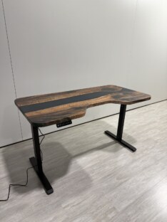 Стол компьютерный с подъемным механизмом и вырезом дизайнерский лофт THETABLE RU 140х70 3.26/14.1 Стол компьютерный с подъемным механизмом и вырезом дизайнерский лофт THETABLE RU 140х70 3.26/14.1