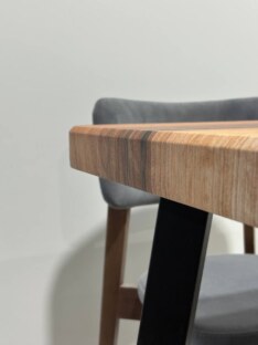 Стол кухонный обеденный квадратный дизайнерский лофт THETABLE RU 70х70 5.8/4.1