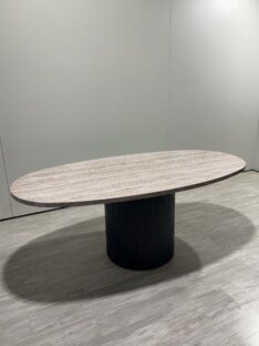 Стол кухонный обеденный овальный дизайнерский под травертин THETABLE RU 180х100 16.1/17.1 Стол кухонный обеденный овальный дизайнерский под травертин THETABLE RU 180х100 16.1/17.1