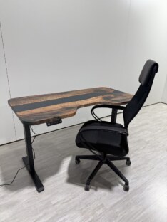 Стол компьютерный с подъемным механизмом и вырезом дизайнерский лофт THETABLE RU 160х70 3.26/14.1