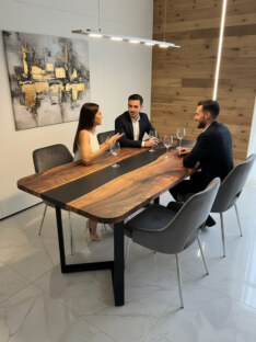 Стол кухонный обеденный прямоугольный дизайнерский лофт THETABLE RU 150х80 3.1/3.1 Стол кухонный обеденный прямоугольный дизайнерский лофт THETABLE RU 150х80 3.1/3.1
