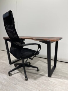 Стол компьютерный с вырезом дизайнерский лофт THETABLE RU 140х70 3.26/2.1