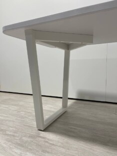 Стол кухонный обеденный прямоугольный дизайнерский лофт THETABLE RU 120х80 2.23/2.2 Стол кухонный обеденный прямоугольный дизайнерский лофт THETABLE RU 120х80 2.23/2.2