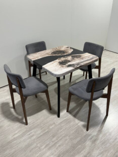 Стол кухонный обеденный квадратный дизайнерский лофт THETABLE RU 120х120 3.30/4.1