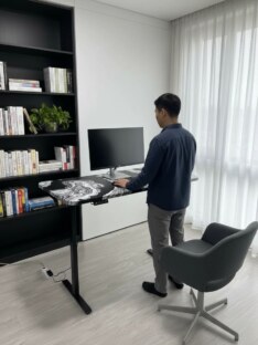 Стол компьютерный с подъемным механизмом дизайнерский лофт THETABLE 180х80 2.72/14.1