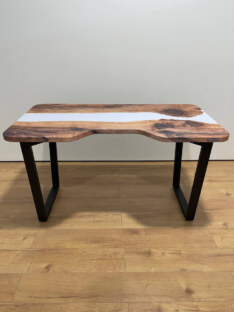 Стол письменный компьютерный с вырезом THETABLE 140х80 см 3.11/2.1