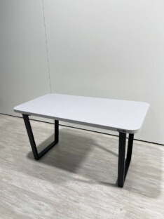 Стол письменный прямоугольный дизайнерский лофт THETABLE RU 160х80 2.23/2.1 Стол письменный прямоугольный дизайнерский лофт THETABLE RU 160х80 2.23/2.1
