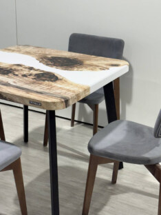 Стол кухонный обеденный квадратный дизайнерский лофт THETABLE RU 80х80 3.22/4.1 Стол кухонный обеденный квадратный дизайнерский лофт THETABLE RU 80х80 3.22/4.1