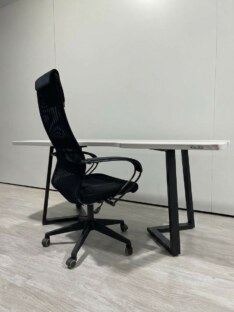 Стол компьютерный с вырезом дизайнерский лофт THETABLE RU 200х90 2.27/1.1 Стол компьютерный с вырезом дизайнерский лофт THETABLE RU 200х90 2.27/1.1