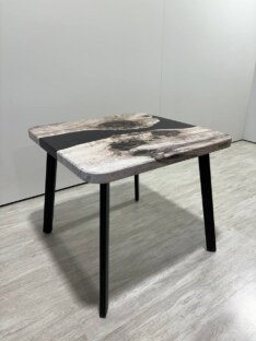 Стол кухонный обеденный квадратный дизайнерский лофт THETABLE RU 120х120 3.30/4.1