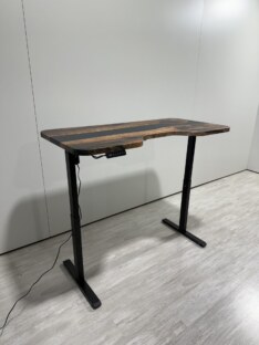 Стол компьютерный с подъемным механизмом и вырезом дизайнерский лофт THETABLE RU 160х70 3.26/14.1